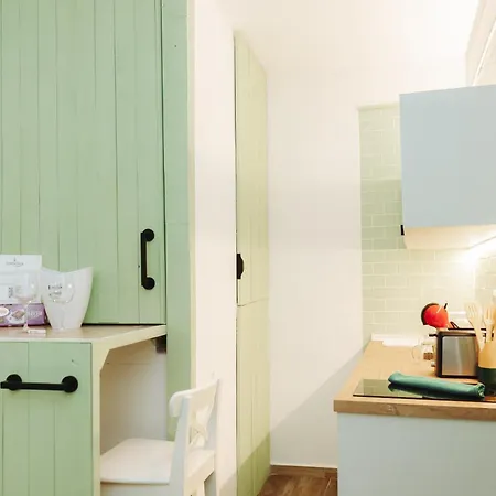 Prieto Picudo - Harbor's Light Apartment